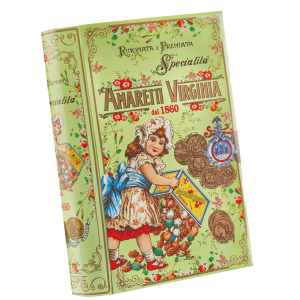 Weiche Mandel-Amaretti im Weiche Mandel-Amaretti im Metallbuch